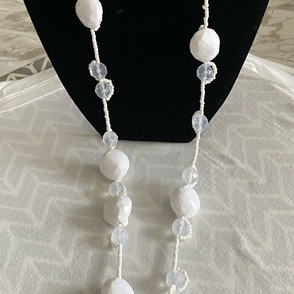 White Beaded Statement Necklace. - image 1